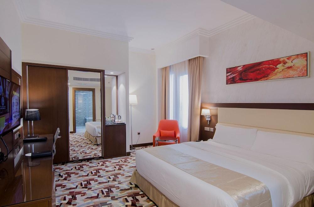 Al Murooj Grand Hotel Muscat Exterior photo
