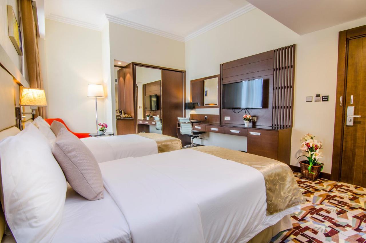 Al Murooj Grand Hotel Muscat Exterior photo